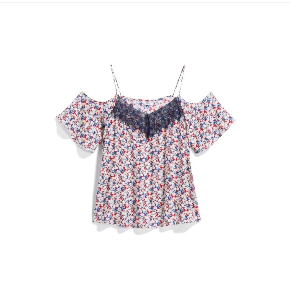 COPY - Stitch fix, Neema cold shoulder top.